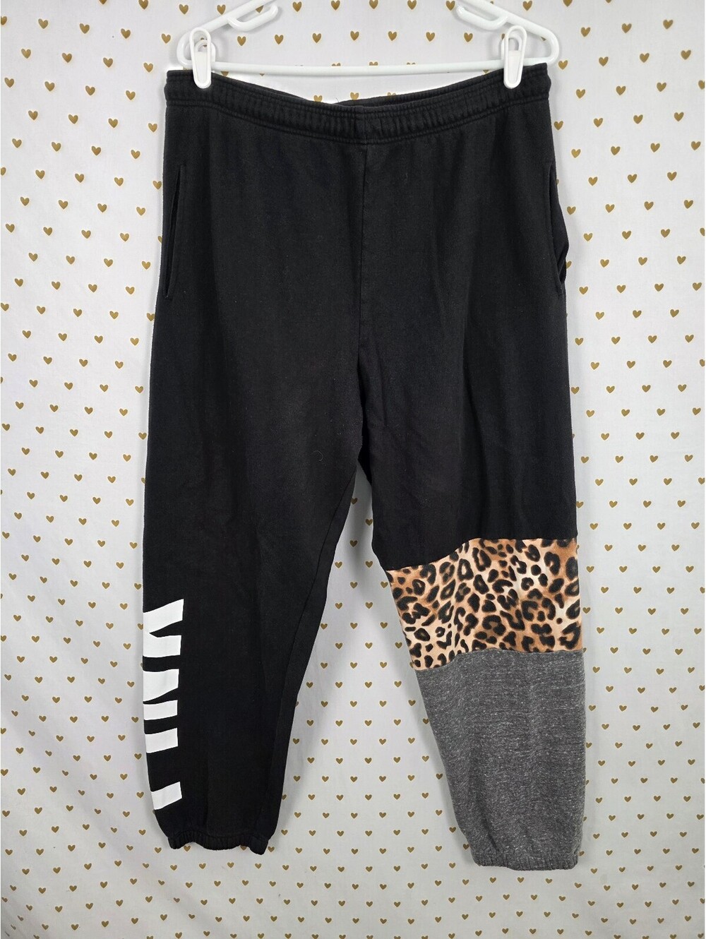 Victorias Secret PINK Leopard Stripe Cheetah Logo Sweats Sweatpants Medium